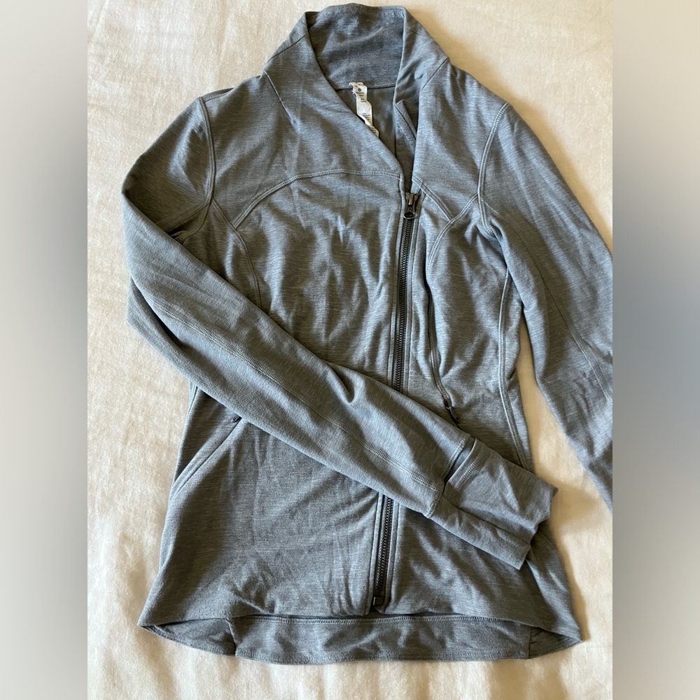 Lululemon Bhakti Yoga Asymmetrical Wrap Athleisure Zip Jacket Gray Size 4